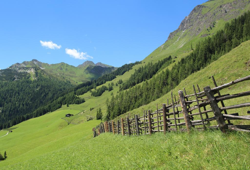 Landhaus Mader Hintertux Bagian luar foto